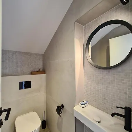 Pensión 3 Bedrooms Superior Palma Direct About 150-200m To Sandy Crikvenica