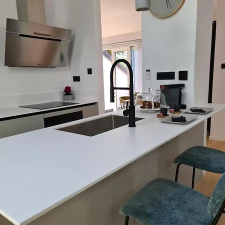 Pensión 3 Bedrooms Superior Palma Direct About 150-200m To Sandy