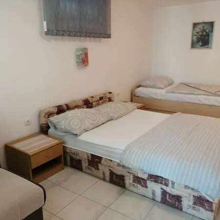 Superior Luxury Palma With Big Terrace Vorgesetzter Apartments Direct To Sandy Beach About 150-200M