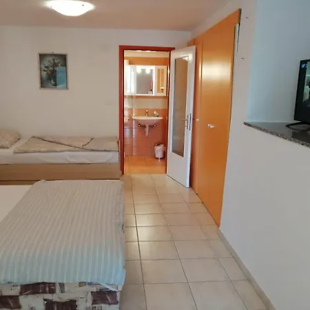 Superior Luxury Palma With Big Terrace Vorgesetzter Apartments Direct To Sandy Beach About 150-200M Pensionat