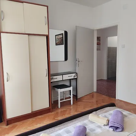 Superior Palma With Very Big Terrace Vorgesetzter Direct To Sandy About 150-200m 3* Crikvenica