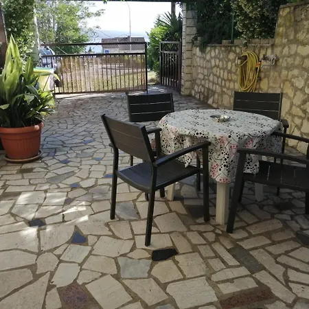 Superior Palma With Very Big Terrace Vorgesetzter Direct To Sandy About 150-200m 3* Crikvenica