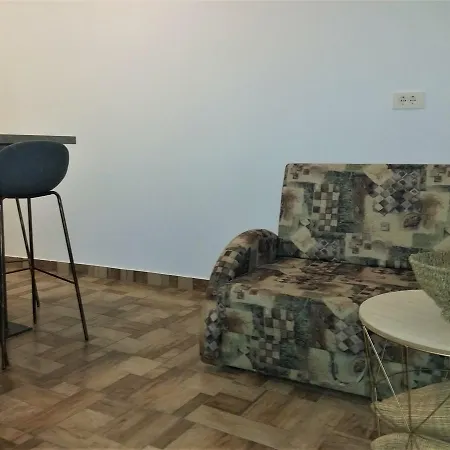 Superior Palma With Very Big Terrace Vorgesetzter Direct To Sandy About 150-200m Crikvenica